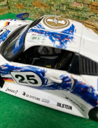 Porsche 911 GT1 – Anson - Escala 1:18