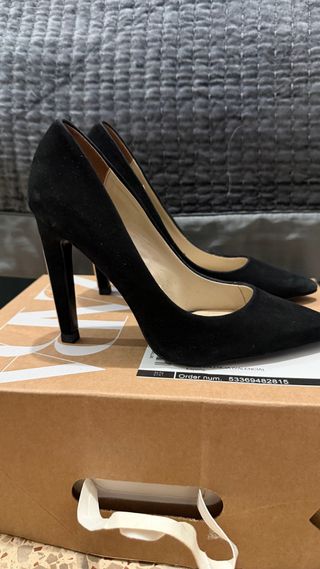 Zapatos de tacón Zara negros