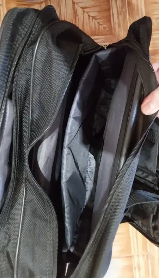 Maletín para portátil con ruedas