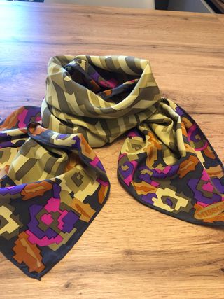 Foulard Missoni fantasia geometrica in seta