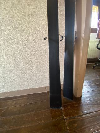 Esquís y fijaciones de esquí