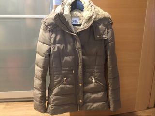 Chaqueta Zara Talla 38 caqui/beige