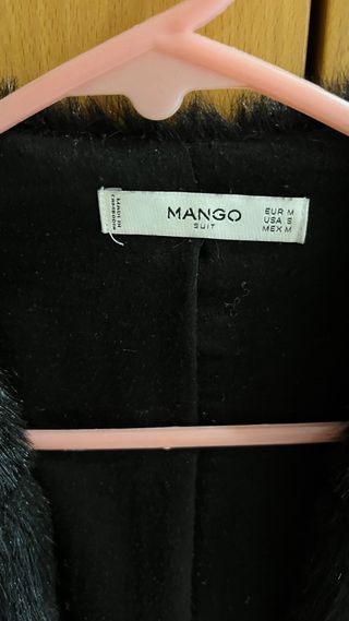 Chaqueta de pelo negra