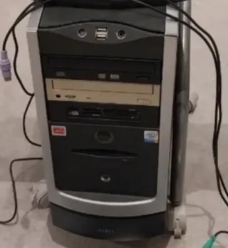 Soporte para Torre PC