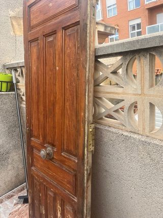 Puerta antigua de madera maciza (75 x 210 cm)