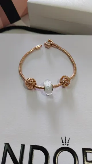 Pulsera Pandora Icons con charms. Talla 17,5 cm.