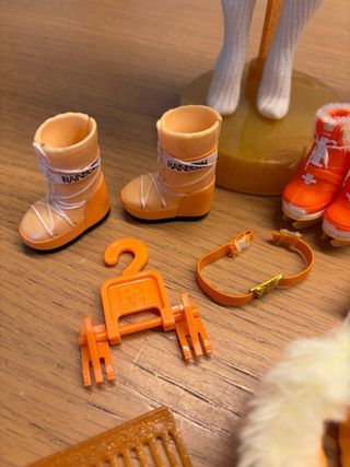 Poppy Rainbow High Muñeca esquiadora