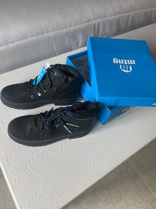 Botas Invierno Niño MTNG Negro “oferton”numero 36