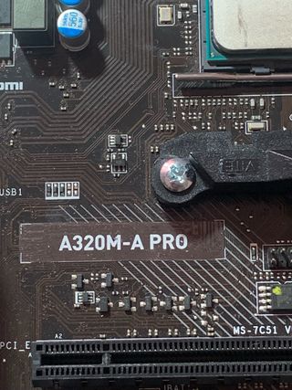 Placa Base MSI A320M-A PRO + Ryzen 7 1700X