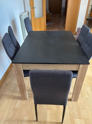 Mesa comedor sin sillas