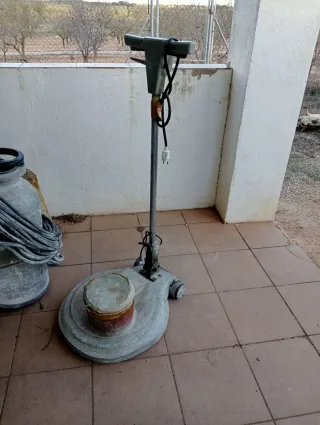 Máquina cristalizar y pulir suelos