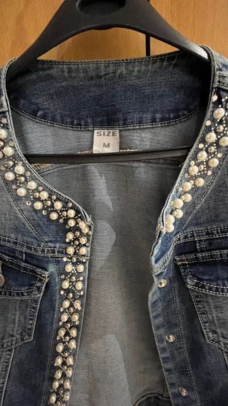 Chaqueta vaquera adornada