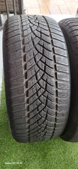 2 Neumático Goodyear 245/45/R19  102V