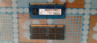 Memoria RAM DDR2 PC2-5300S-555 per Notebook