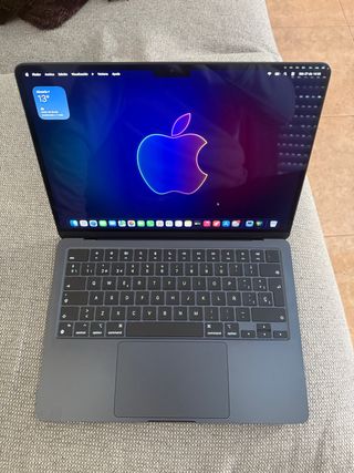 Macbook Air Medianoche 256GB 8RAM