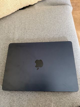 Macbook Air Medianoche 256GB 8RAM