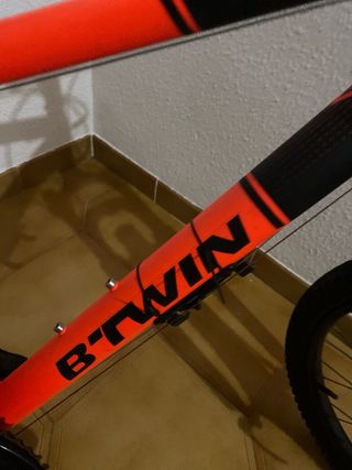 Bicicleta Montagna Arancione btwin