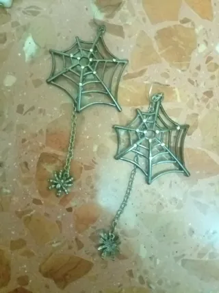 Pendientes Halloween: Calaveras, Telarañas, Cruces