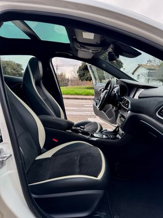 Infiniti Q30 S sport 2016