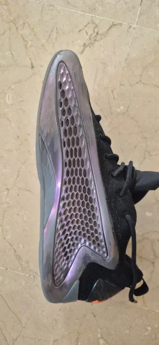 Adidas Anthony Edward Talla 42 2/3