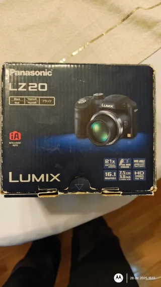 Cámara Bridge Panasonic Lumix FZ20 Negra