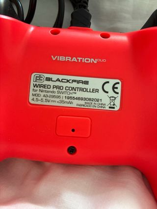 Mando Blackfire Rojo para Nintendo Switch