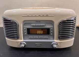 Equipo de sonido Teac SL-D90 Beige