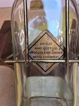 Bottiglia Johnnie Walker Black Label VINTAGE