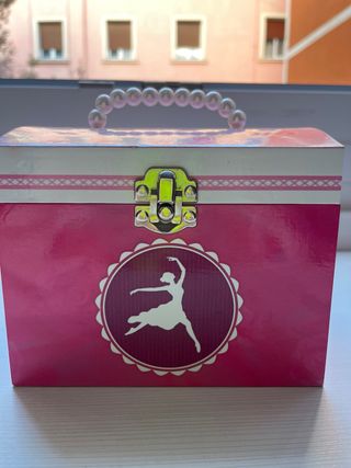 Joyero bailarina con música