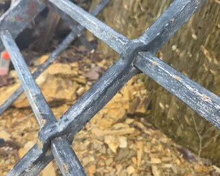 Reja antigua hierro forjado +80 años