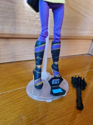 Monster High Schools Out Clawdeen Wolf