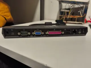 MaxData RQ6 Port Replicator