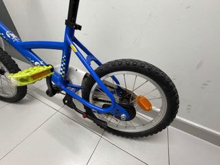 Bici Btwin 16 con ruedines