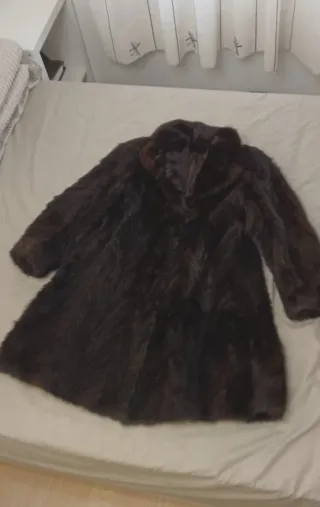 Abrigo de pelo marrón