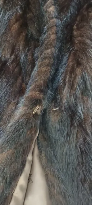 Abrigo de pelo marrón