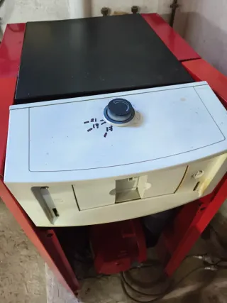 Caldera Gas oil Roca Laia Gt