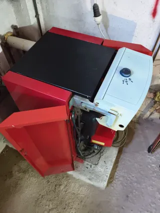 Caldera Gas oil Roca Laia Gt