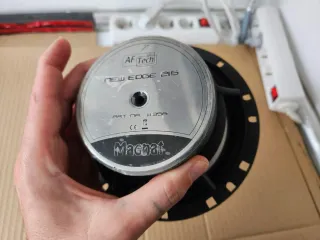 Altavoz Magnat 400 watios