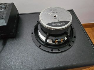 Altavoz Magnat 400 watios