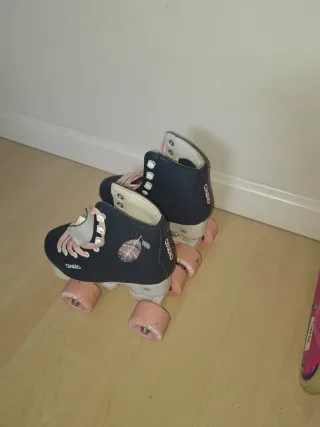 Patines niña 4 ruedas Talla 30