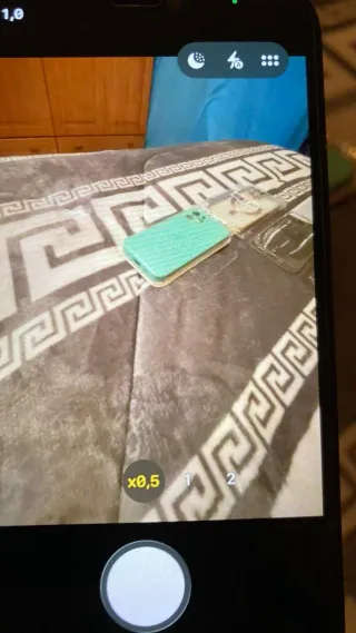 iPhone 12 Pro 512 GB con custodie e protezione per lo schermo