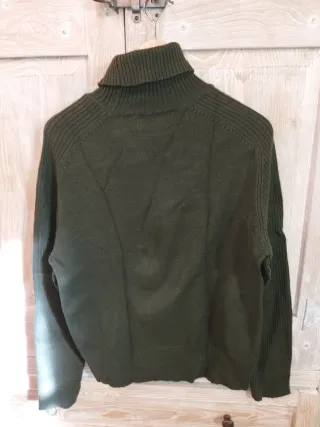 Maglione collo alto uomo verde, è XL ma sta bene L
