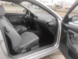 SEAT Ibiza 2004
