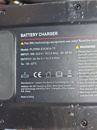 Moto Eléctrica NIU MQI GT L3 4kW Naranja