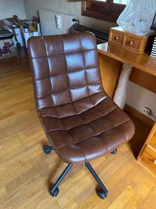 Silla estilo industrial marrón