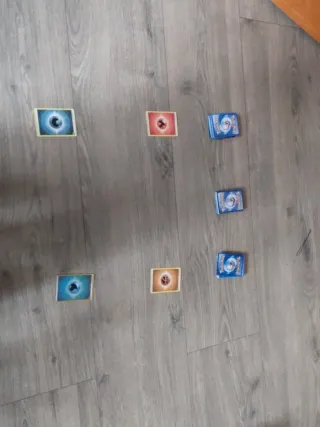 Cartas Pokémon: Energías y cartas Pokémon normales