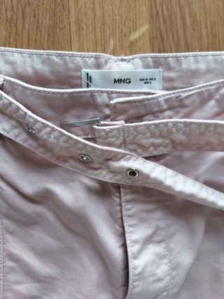 Pantalón rosa nuevo de Mango