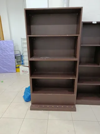 Mueble de almacenaje marrón