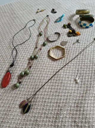 Conjunto bisutería variada