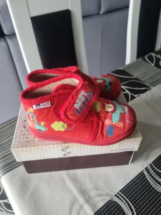Zapatillas casa niño/niña T.26